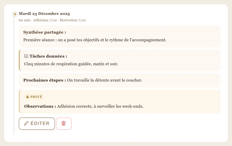 Un compte-rendu de séance dans la fiche client : synthèse partagée, tâches données, prochaines étapes et observations privées
