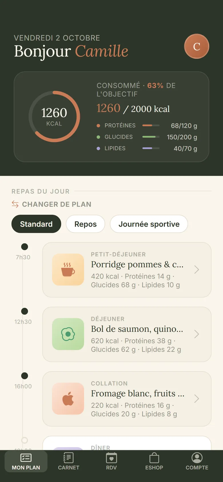 Application d'une cliente en nutrition : objectif calorique du jour, protéines, glucides, lipides et repas du jour
